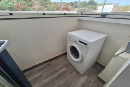 10ef3b67fb76d448923ee856468b138d - 9