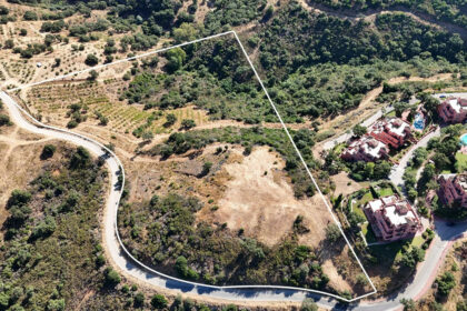 1103fb2e2c03dd7ffa5b5d650bdc5d3a - 18