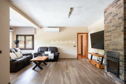 1138badf7a932a0a2efc0a9418e790f5 - 10