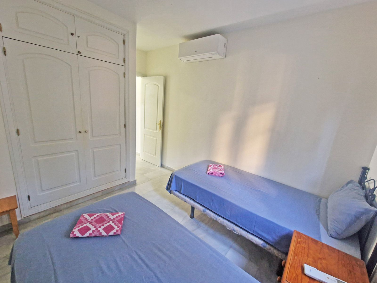 116b0630cb09c14391f89583bbee9dba - 25