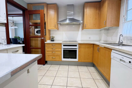 11984f95377e2582779f0237a7dfa182 - 11