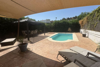 11984f95377e2582779f0237a7dfa182 - 2