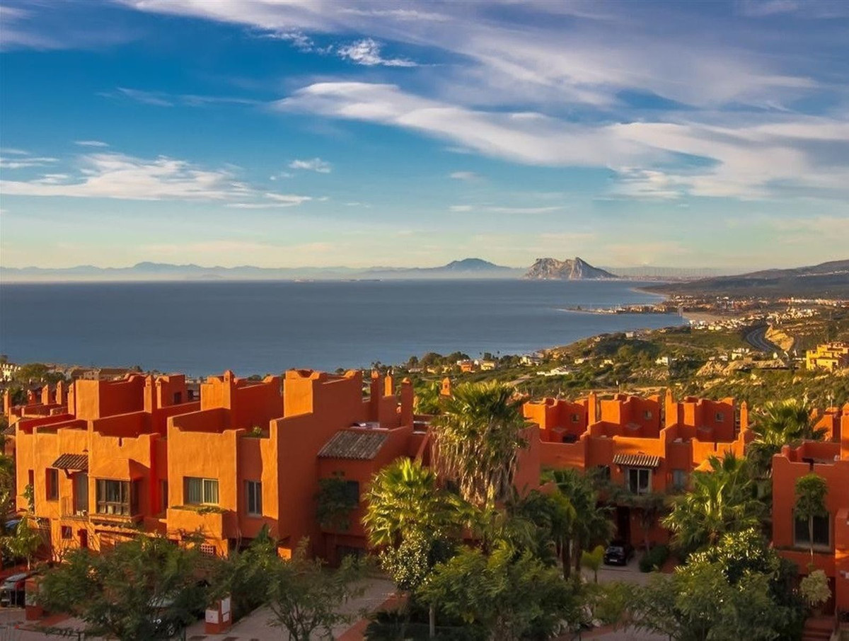 11ce0ed4e50562d5d4bea69fe9e70490 - 1