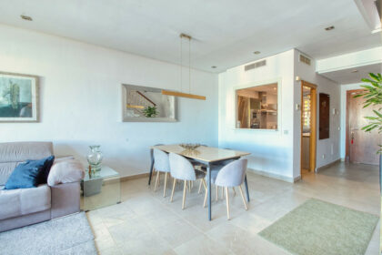 11ce0ed4e50562d5d4bea69fe9e70490 - 12