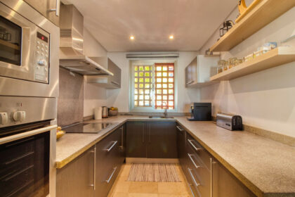 11ce0ed4e50562d5d4bea69fe9e70490 - 14