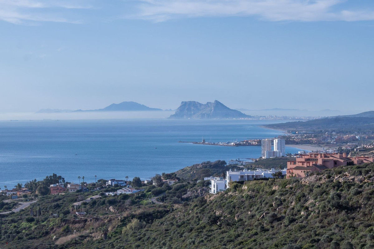 11ce0ed4e50562d5d4bea69fe9e70490 - 28