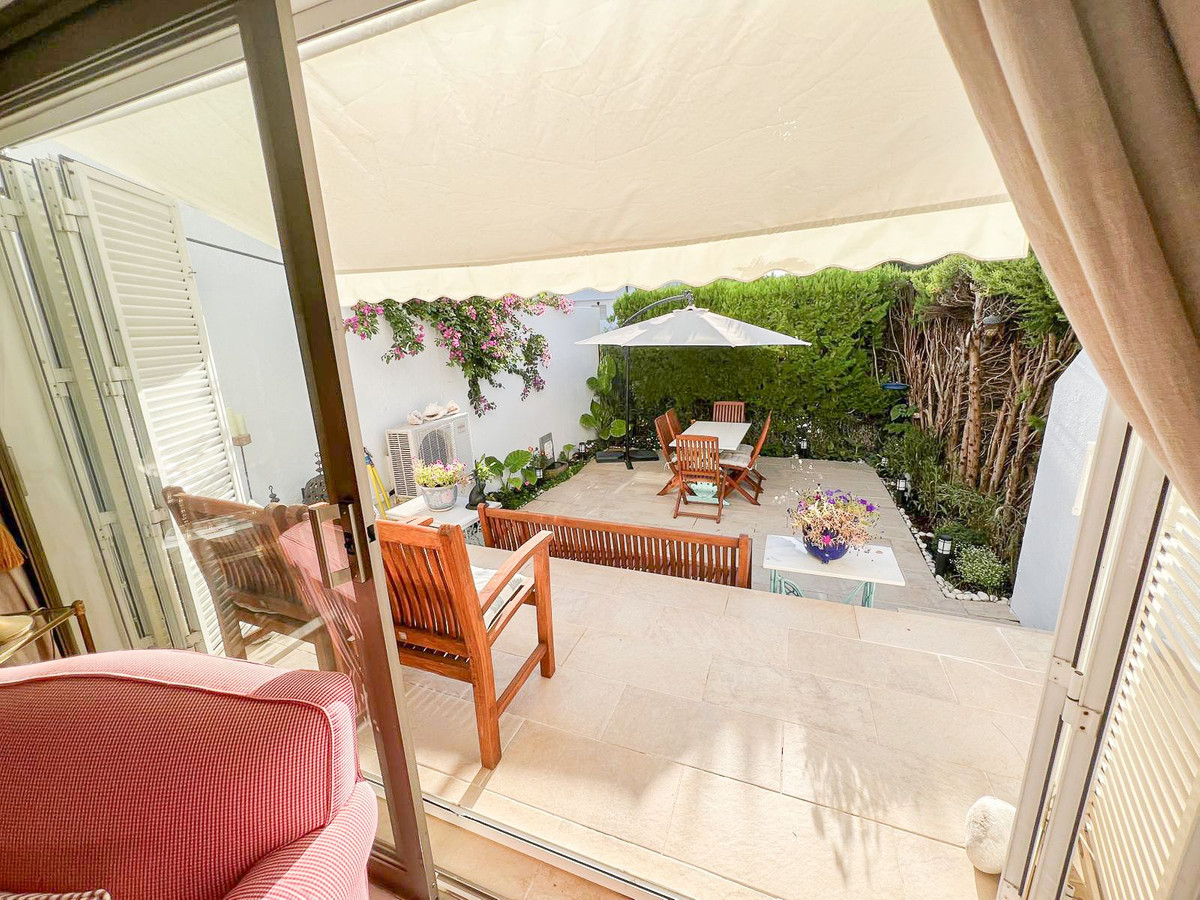 12057e6cdd395ea63e5ca5d16f0e9ee0 - 12