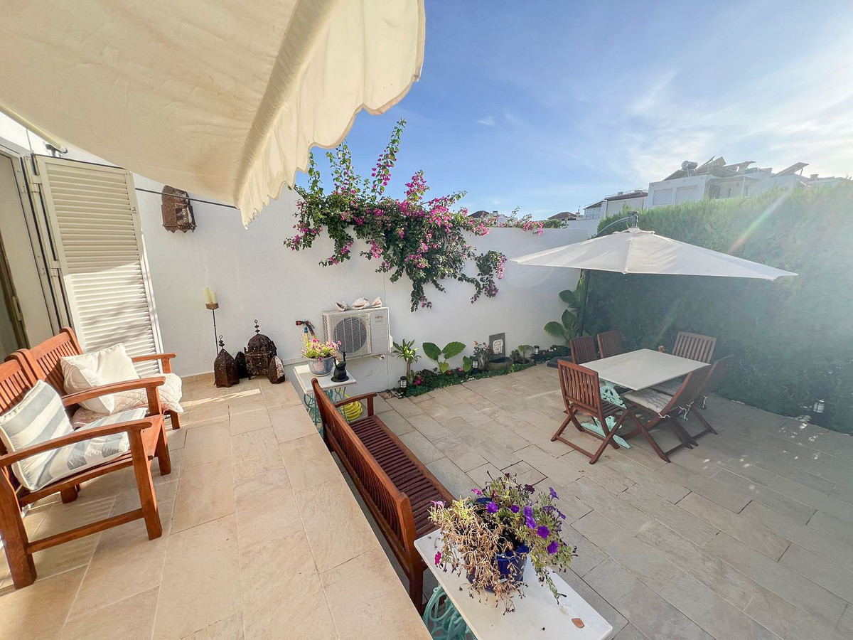 12057e6cdd395ea63e5ca5d16f0e9ee0 - 13