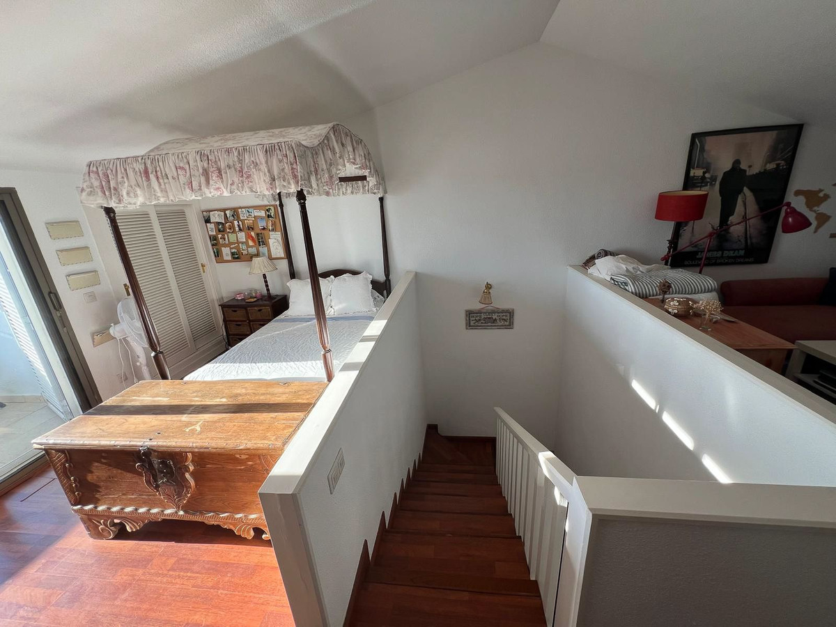 12057e6cdd395ea63e5ca5d16f0e9ee0 - 36