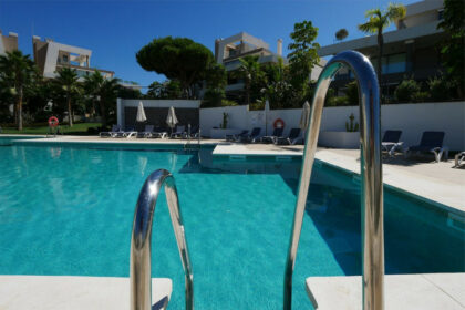 12a3e0e074a9f11b402b1f200252f1ce - 12