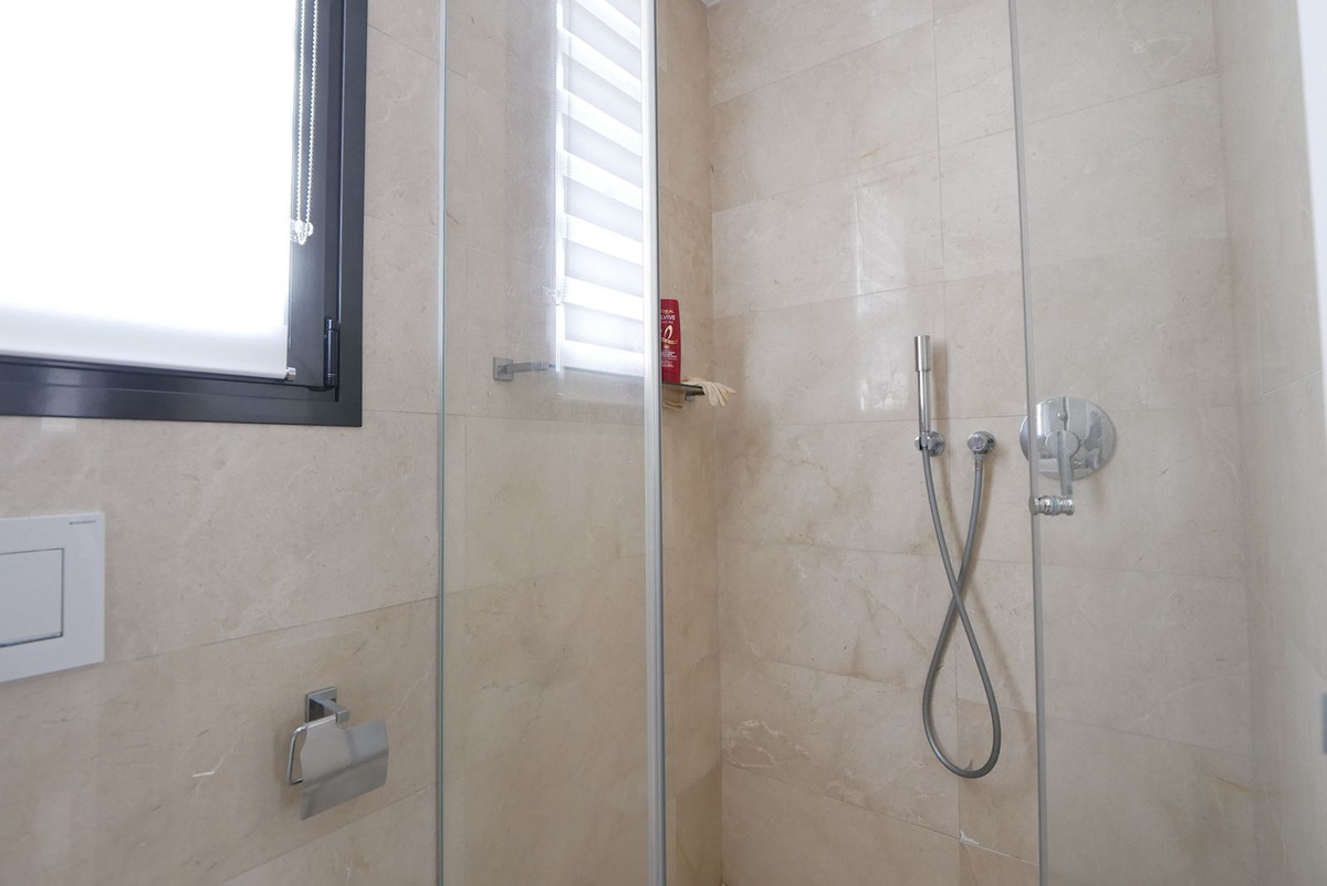 12a3e0e074a9f11b402b1f200252f1ce - 15