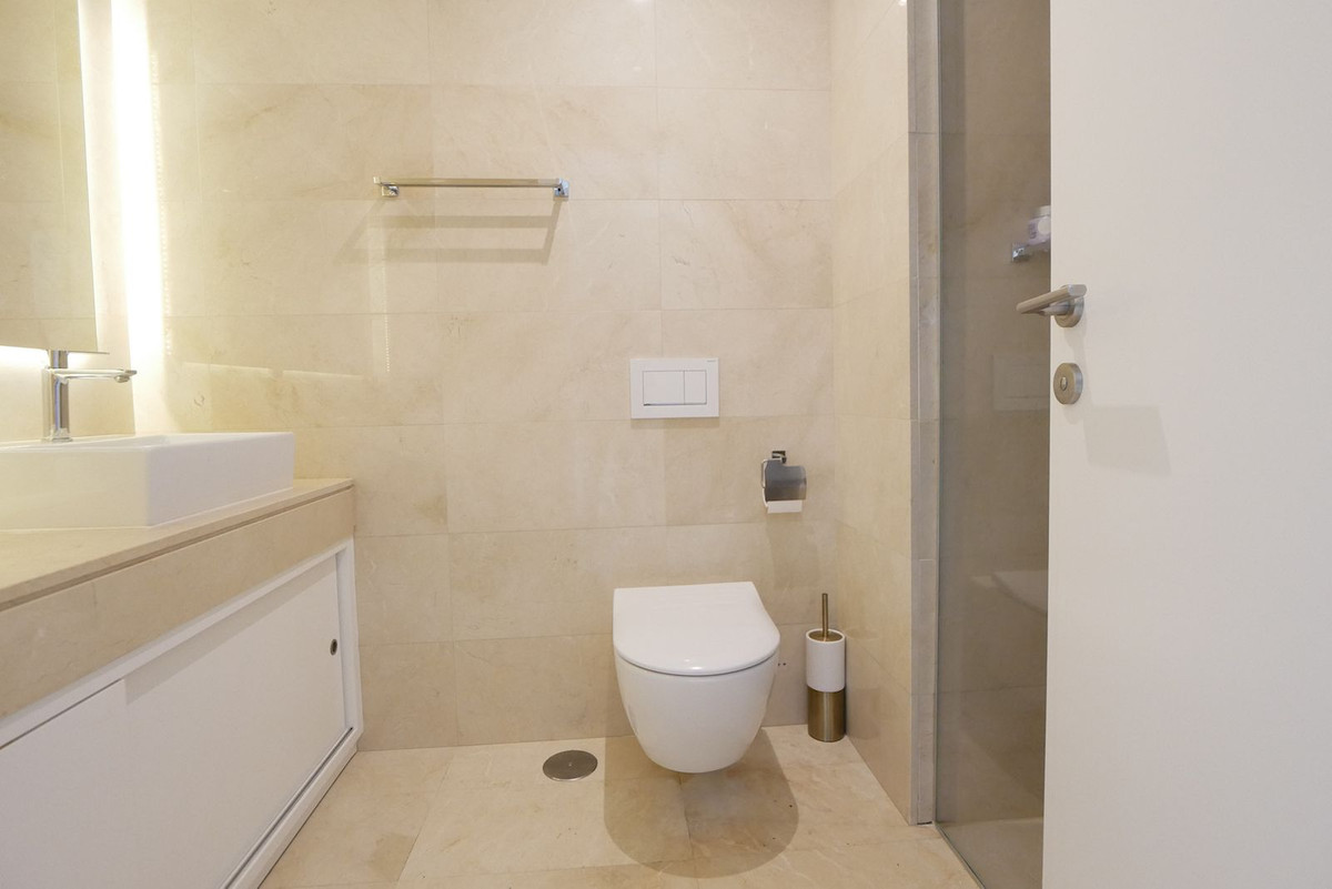 12a3e0e074a9f11b402b1f200252f1ce - 16