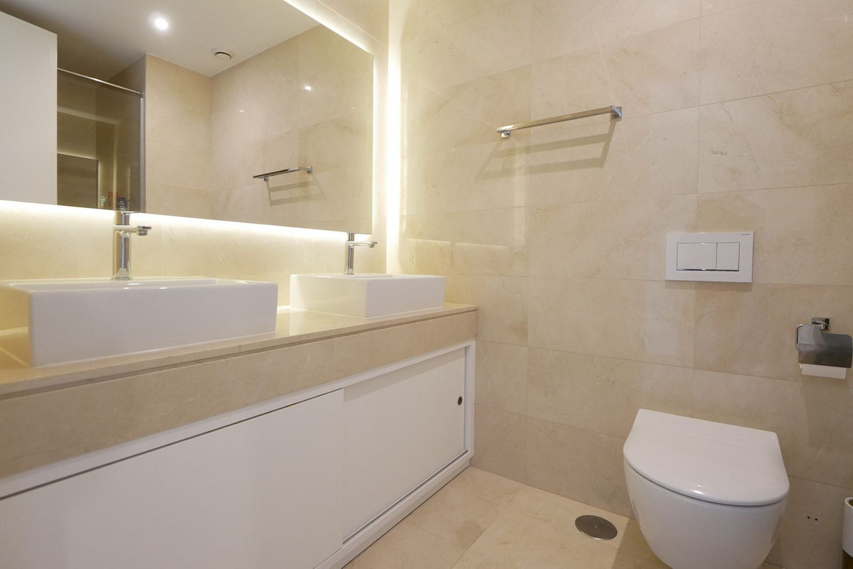 12a3e0e074a9f11b402b1f200252f1ce - 18