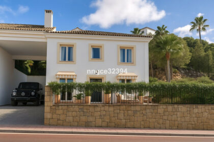 139d2aa1b579a954469f7e64e59f7557 - 23