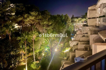 13bbff7ff935a0ac0b368b23225447a4 - 18