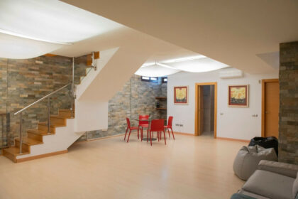 13c16ad7e6f5e2ec678e3da64094e3be - 18