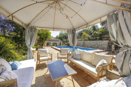 13c8c98d6797abb3e99da2bc7625ee35 - 10