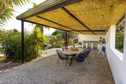 13c8c98d6797abb3e99da2bc7625ee35 - 19