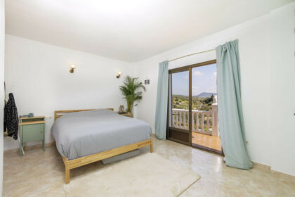 13c8c98d6797abb3e99da2bc7625ee35 - 27