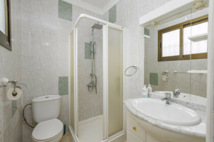 13c8c98d6797abb3e99da2bc7625ee35 - 32