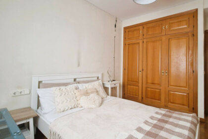 13d12f33216af22d3c7e573f518a6ace - 12