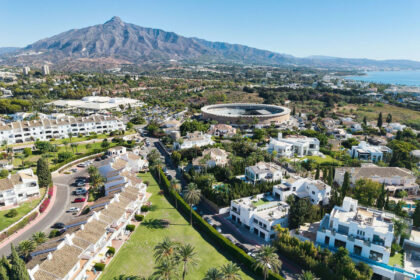 1435fbe34323643a0a63d599f21a5fb1 - 1