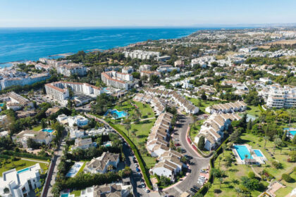 1435fbe34323643a0a63d599f21a5fb1 - 25