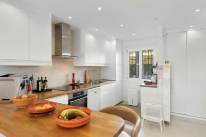 1435fbe34323643a0a63d599f21a5fb1 - 4