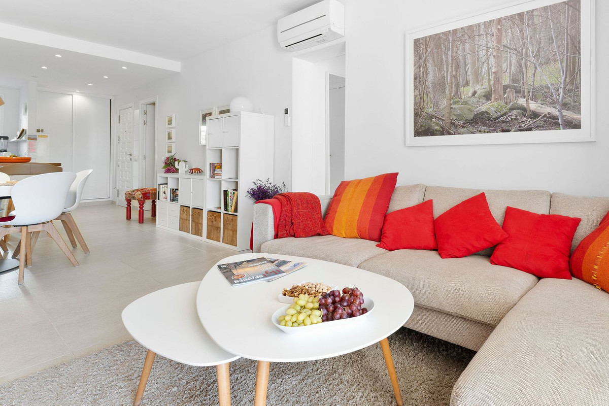 1435fbe34323643a0a63d599f21a5fb1 - 7