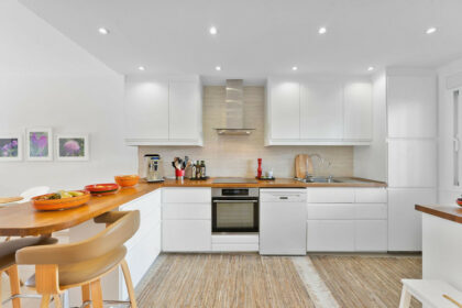 1435fbe34323643a0a63d599f21a5fb1 - 9