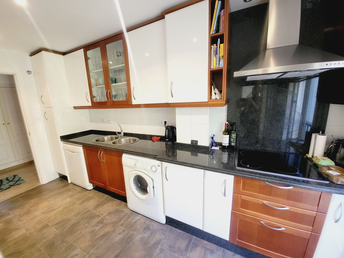 1477425fdd4d06bbb58283604c1e6265 - 11