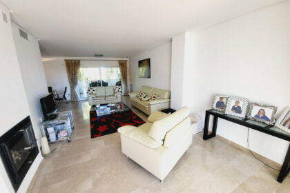 1477425fdd4d06bbb58283604c1e6265 - 15