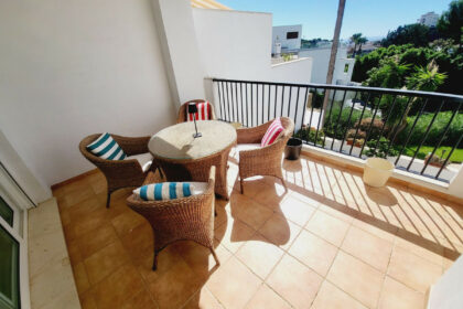 1477425fdd4d06bbb58283604c1e6265 - 17