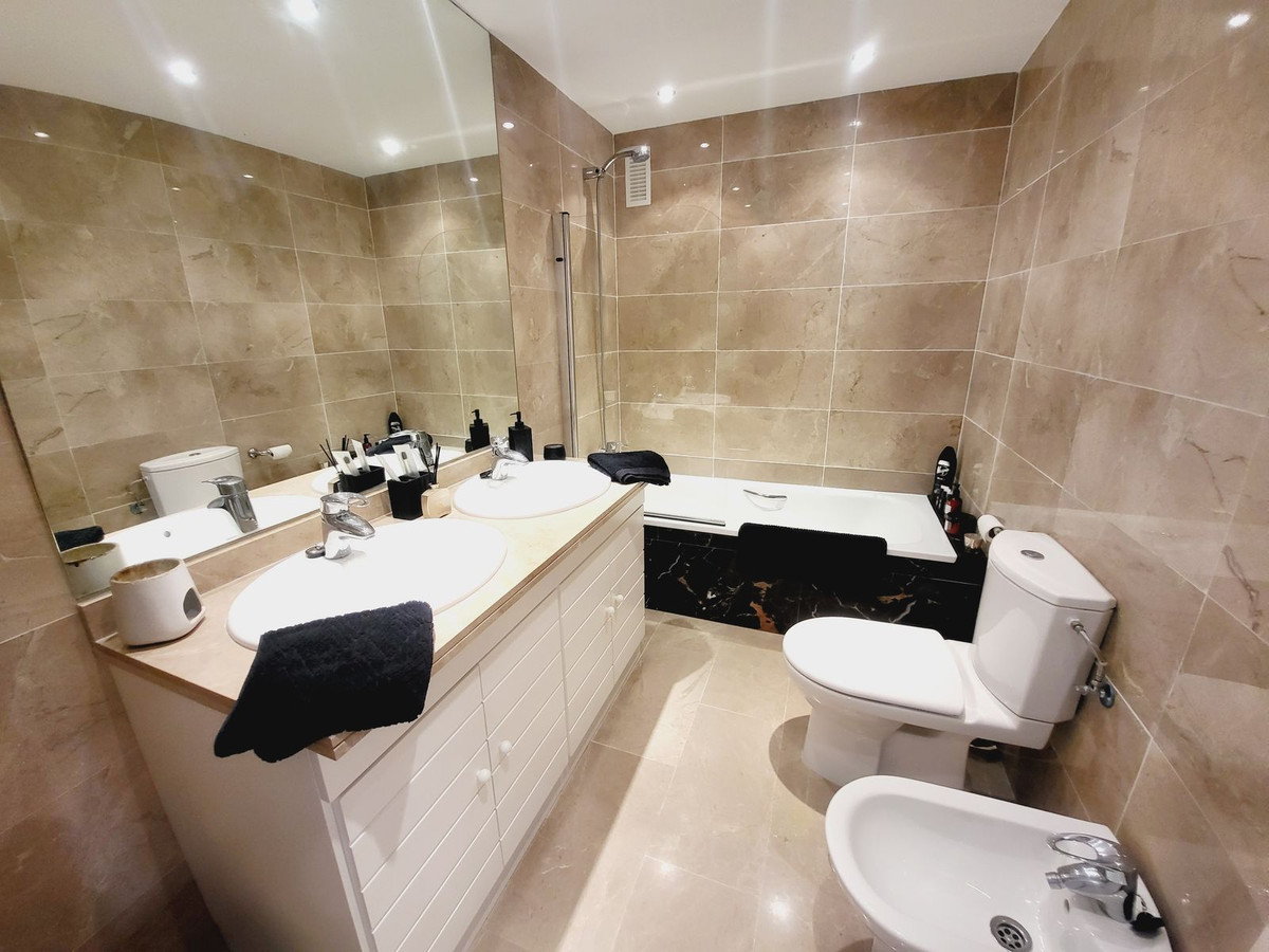 1477425fdd4d06bbb58283604c1e6265 - 26