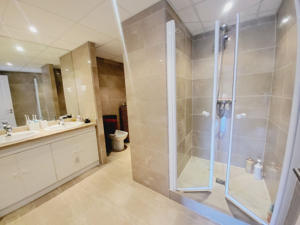 1477425fdd4d06bbb58283604c1e6265 - 3