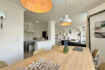 15aacf0adace954219d852a737a95c7c - 10