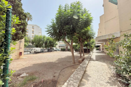 15aacf0adace954219d852a737a95c7c - 20