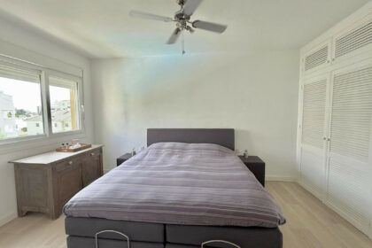 15aacf0adace954219d852a737a95c7c - 24