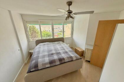 15aacf0adace954219d852a737a95c7c - 25