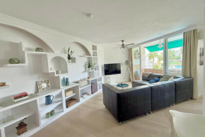 15aacf0adace954219d852a737a95c7c - 4