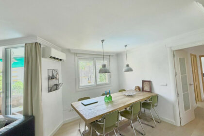 15aacf0adace954219d852a737a95c7c - 7