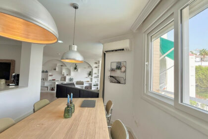 15aacf0adace954219d852a737a95c7c - 8