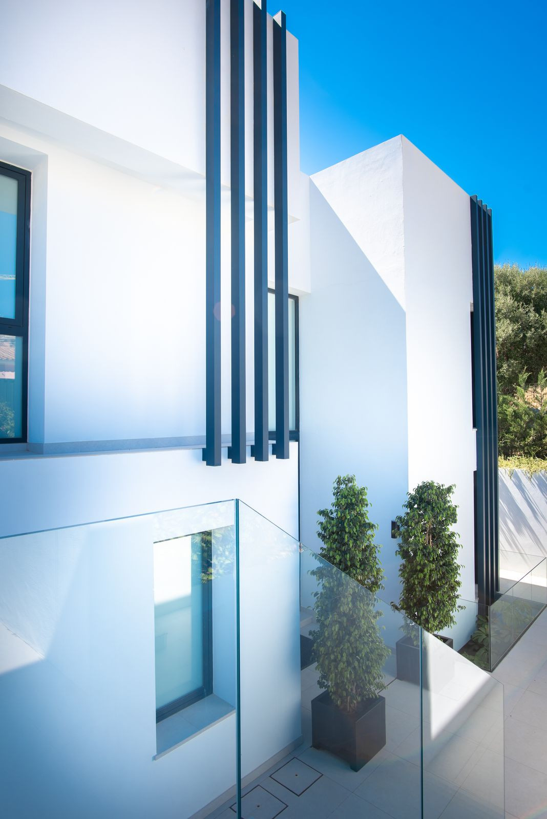 15c3ba5f00d9674826254d8dda67c00c - 14