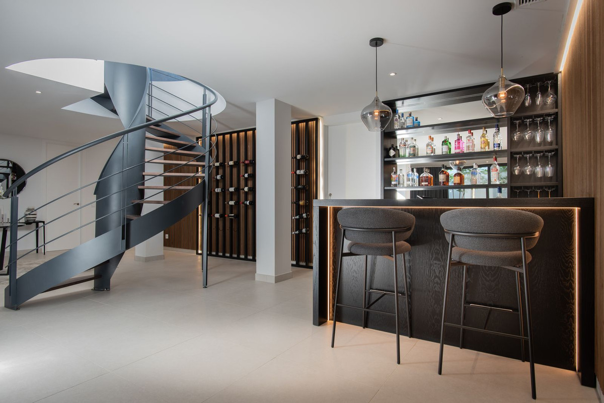 15c3ba5f00d9674826254d8dda67c00c - 25