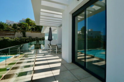 162107165b865de86168514c3f787ab7 - 18