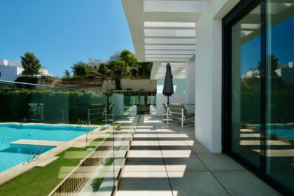 162107165b865de86168514c3f787ab7 - 19