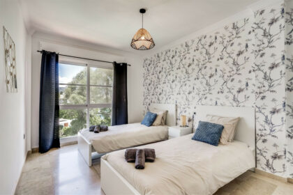 16470caf2a5e74e1852fb598d621f147 - 8