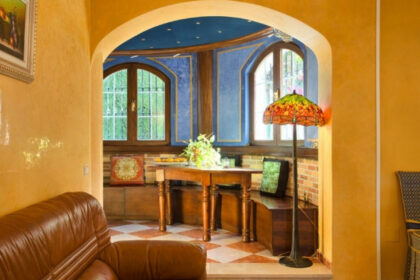 164e97622ac0cadb02cdd1afe5206a66 - 12