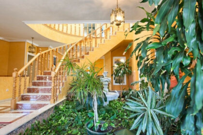 164e97622ac0cadb02cdd1afe5206a66 - 16