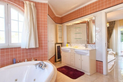 164e97622ac0cadb02cdd1afe5206a66 - 21